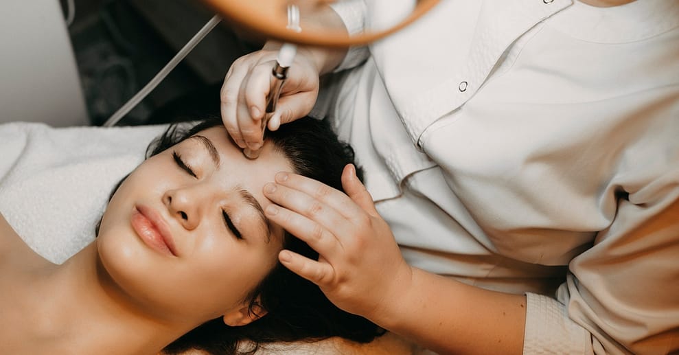 Facial inkl. Mikrodermabrasion München OXGE.com Special Offers, Deals & Discounts in Germany
