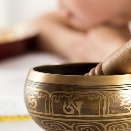 1 oder 2x 60 Min. Klangschalen-Massage inkl. Beratungsgespräch Düsseldorf OXGE.com Special Offers, Deals & Discounts in Germany