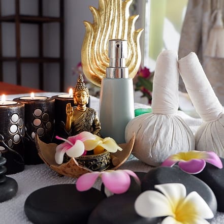 Zu zweit Entspannen: Paarmassage mit Hot-Stone München OXGE.com Special Offers, Deals & Discounts in Germany