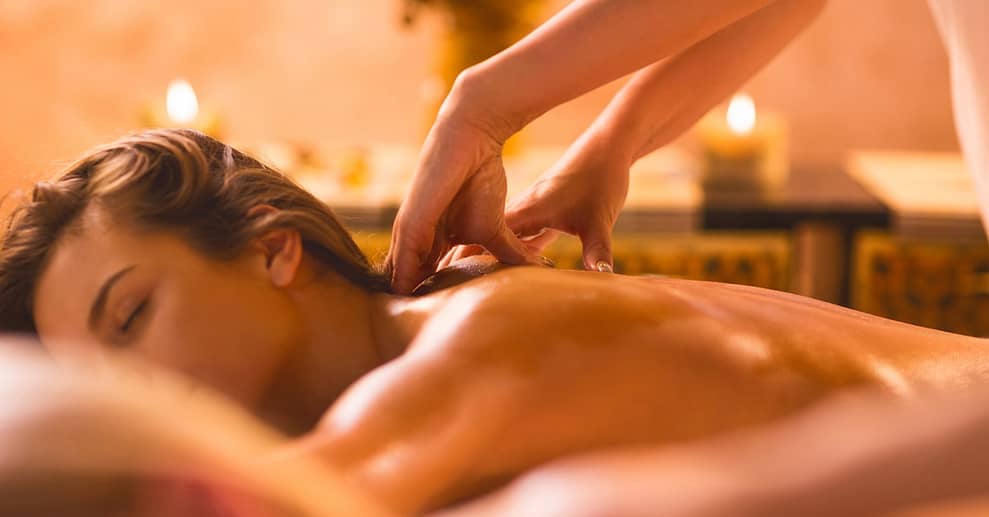 45 Min. Anti-Stress-Ganzkörpermassage oder Rücken-Gesäß-Massage Düsseldorf OXGE.com Special Offers, Deals & Discounts in Germany