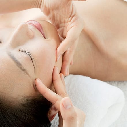 Faltenbehandlung bzw. Volumengebung mit 1 ml Hyaluron für 1 Person Frankfurt OXGE.com Special Offers, Deals & Discounts in Germany 2