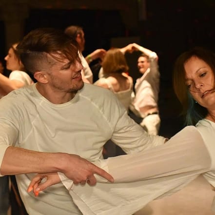 1 Monat „Modern Jive“ mit 4 Einheiten à 90 Min. für 1 oder 2 Personen Berlin OXGE.com Special Offers, Deals & Discounts in Germany
