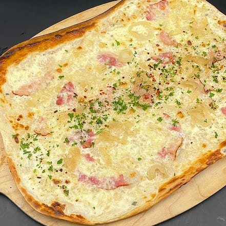 4-Gänge-Flammkuchen-Menü für 2 oder 4 Personen im Restaurant Essence Essen OXGE.com Special Offers, Deals & Discounts in Germany