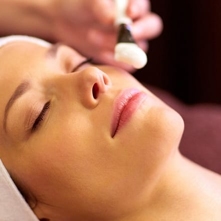 Bis zu 59% Rabatt auf den Kosmetische Gesichtsbehandlung bei Emanuel bei Facialist München OXGE.com Special Offers, Deals & Discounts in Germany