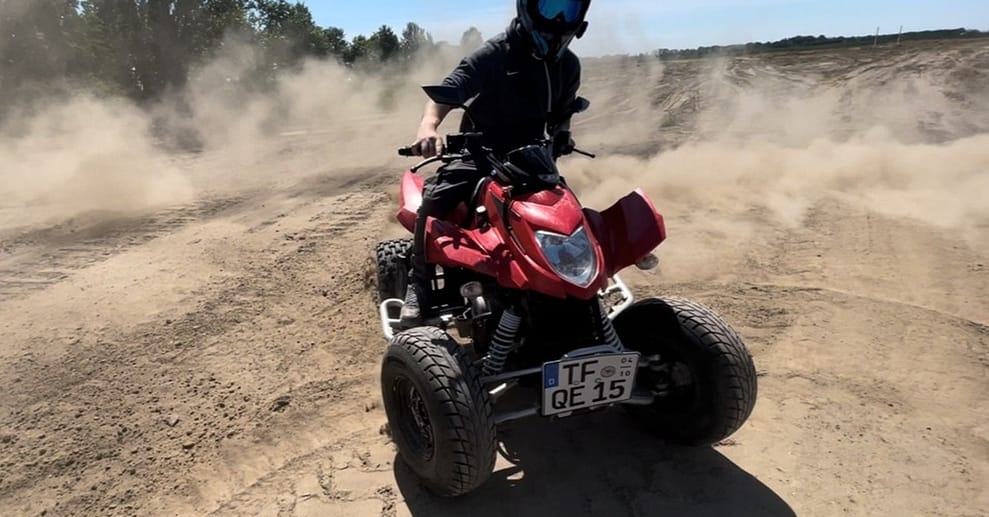 Geführte Quad-Tour inkl. Helm Berlin OXGE.com Special Offers, Deals & Discounts in Germany