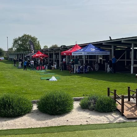 50 Min. Golfstunde mit Tageskarte inkl. Bällen für 1 bis 6 Personen Köln OXGE.com Special Offers, Deals & Discounts in Germany