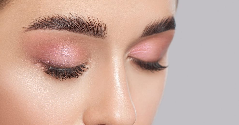 Augenbrauen-Microblading oder Lippen-Permanent-Make-up Hamburg OXGE.com Special Offers, Deals & Discounts in Germany