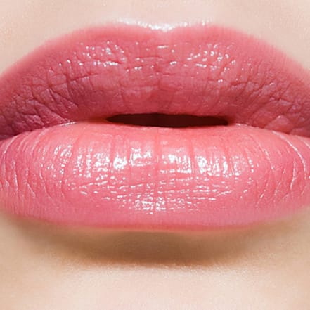 Die natürliche Schönheit unterstreichen: Lippenaufbau mit Hyaluron Düsseldorf OXGE.com Special Offers, Deals & Discounts in Germany
