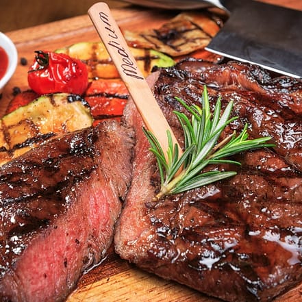 Dry Aged Steak nach Wahl inkl. Beilage & Dessert für 1-4 Personen Berlin OXGE.com Special Offers, Deals & Discounts in Germany