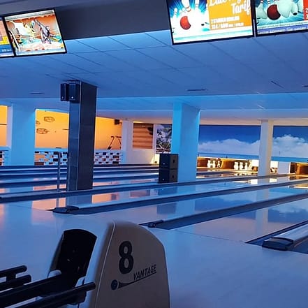 Strike Up Fun: 2 Std. Bowling inkl. Nachos für bis zu 7 Personen Stuttgart OXGE.com Special Offers, Deals & Discounts in Germany