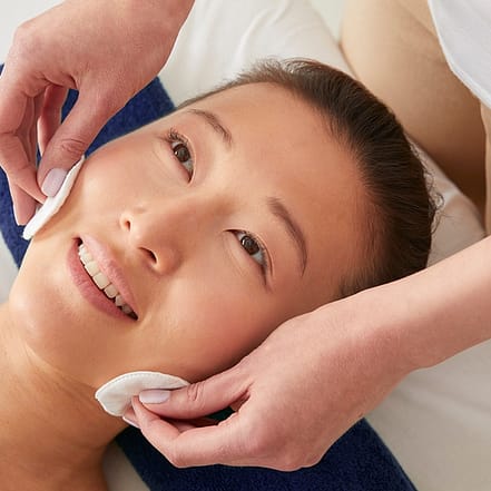 45 Min. Basic-Gesichtsbehandlung für 1 Person Köln OXGE.com Special Offers, Deals & Discounts in Germany