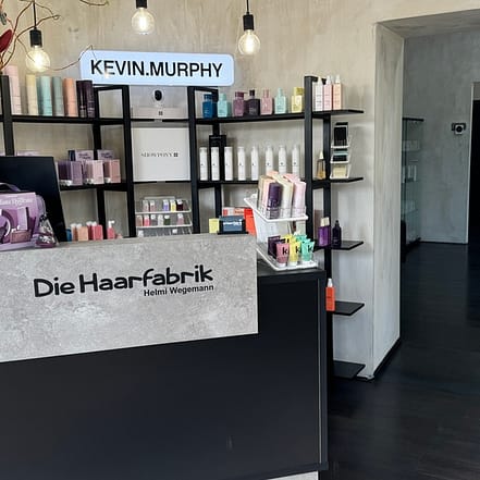 Balayage-Komplettpaket, inkl. Haarschnitt & Gloss-Tönung für 1 Person Düsseldorf OXGE.com Special Offers, Deals & Discounts in Germany
