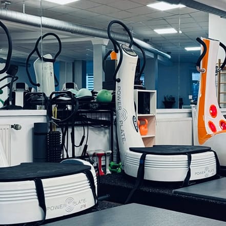 1-10 Power Plate / Vibrationsplatte Anwendungen á 30 Min. für 1 Pers. Köln OXGE.com Special Offers, Deals & Discounts in Germany