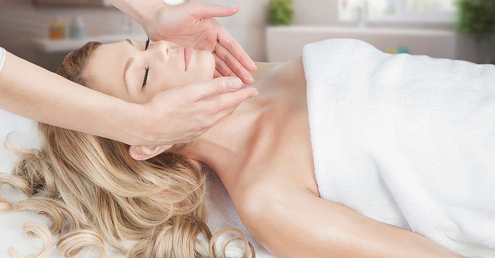 60 Min. Gesichtsmassage inkl. Kopf- oder Nackenmassage für 1 Person Berlin OXGE.com Special Offers, Deals & Discounts in Germany