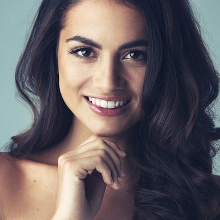 45 Min. Microneedling- / Aqua-Facial-Gesichtsbehandlung für 1 Person München OXGE.com Special Offers, Deals & Discounts in Germany