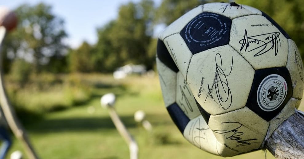 Fußballgolf für bis zu 2 Personen bei Country Golf Wiesenburg Magdeburg OXGE.com Special Offers, Deals & Discounts in Germany