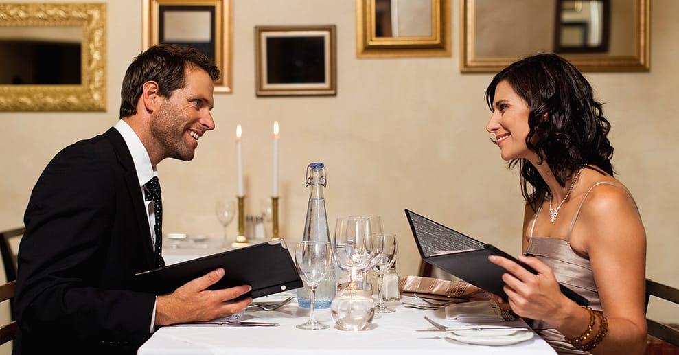 In 3-5 Gängen: Candlelight-Dinner für 2 Personen mit je 1 Aperitif Düsseldorf OXGE.com Special Offers, Deals & Discounts in Germany