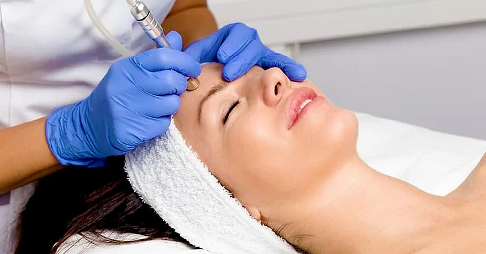 Perfektes Hautbild: Gesichtsbahndlung mit Dermaplaning für 1 Person Frankfurt OXGE.com Special Offers, Deals & Discounts in Germany