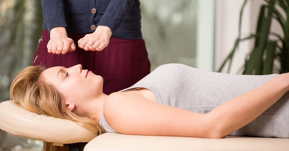 60 Min. Reiki-Massage mit Chakren-Ausgleich für 1 Person Köln OXGE.com Special Offers, Deals & Discounts in Germany