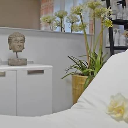 Für Männer: Haarschnitt & Bartrasur, Fußpflege & Massage o. Luxuspaket Frankfurt OXGE.com Special Offers, Deals & Discounts in Germany