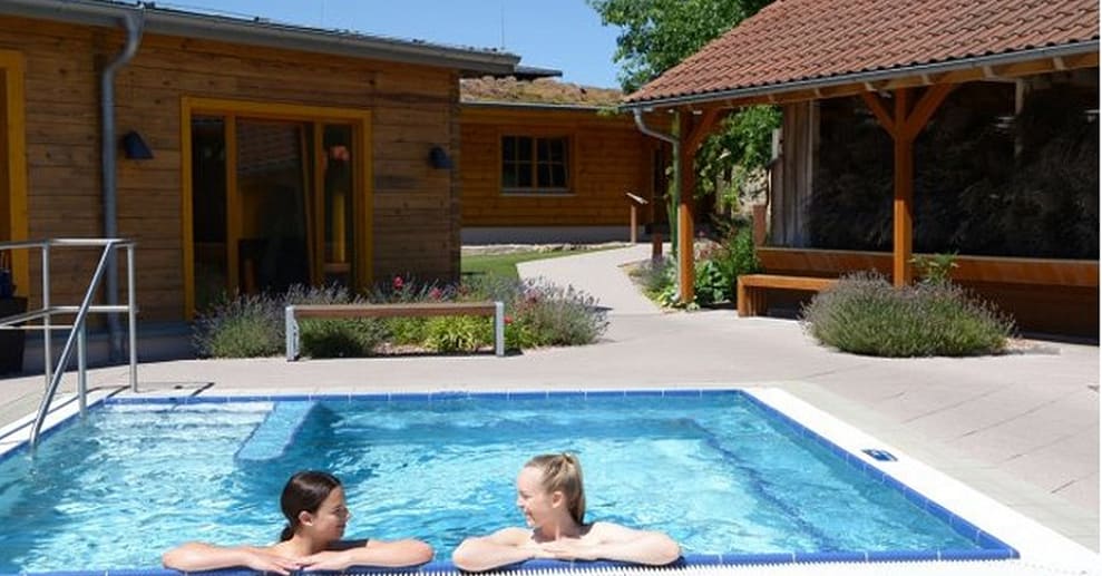 Tageseintritt ins Freizeitbad inkl. Römersauna für 2 oder 4 Personen Frankfurt OXGE.com Special Offers, Deals & Discounts in Germany