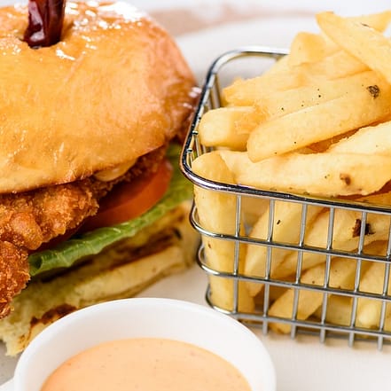3-Gänge-Menü: Schnitzel / Burger Essen OXGE.com Special Offers, Deals & Discounts in Germany