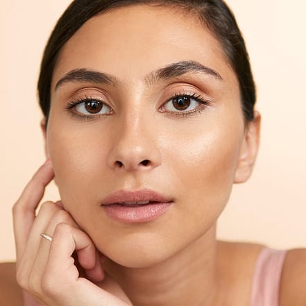 Augenbrauen- und/oder Wimpern-Lifting für 1 Person München OXGE.com Special Offers, Deals & Discounts in Germany