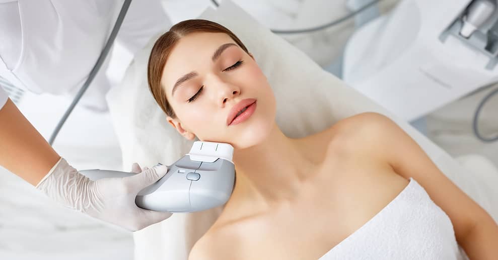1 oder 2x Aqua-Facial Behandlung inkl. hochkonzentrierter Ampulle Hamburg OXGE.com Special Offers, Deals & Discounts in Germany