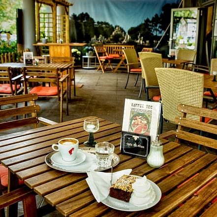 Authentische Wiener Atmosphäre mit köstlichen Menüs für 2 Personen Essen OXGE.com Special Offers, Deals & Discounts in Germany