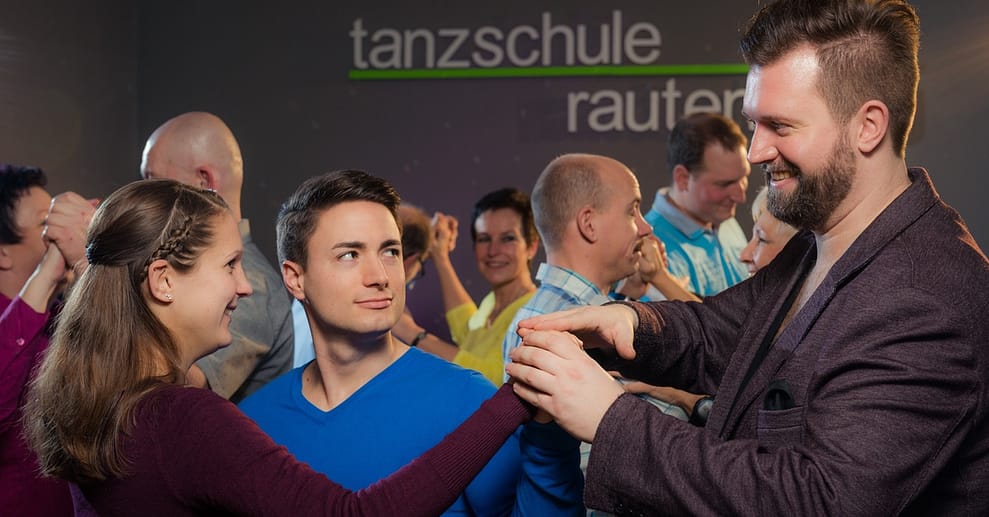 Bis zu 53% Rabatt auf den Tanzkurs bei ADTV Tanzschule Rautenberg GbR Duisburg/Oberhausen OXGE.com Special Offers, Deals & Discounts in Germany