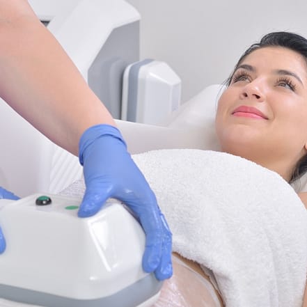 Kryolipolyse-Behandlung an 1 Zone nach Wahl inkl. Beratung für 1 Pers. Frankfurt OXGE.com Special Offers, Deals & Discounts in Germany