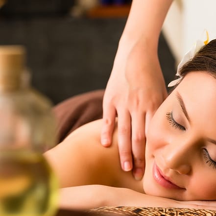 30 Min. Traditionelle chinesische Rücken- oder Nacken- & Kopf-Massage Berlin OXGE.com Special Offers, Deals & Discounts in Germany