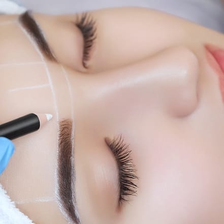 Makellose Augenbrauen dank Microblading, inklusive Nachbehandlung Berlin OXGE.com Special Offers, Deals & Discounts in Germany