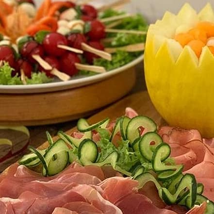 Montags-Freitags: Frühstücksbuffet für 1-2 Personen Berlin OXGE.com Special Offers, Deals & Discounts in Germany
