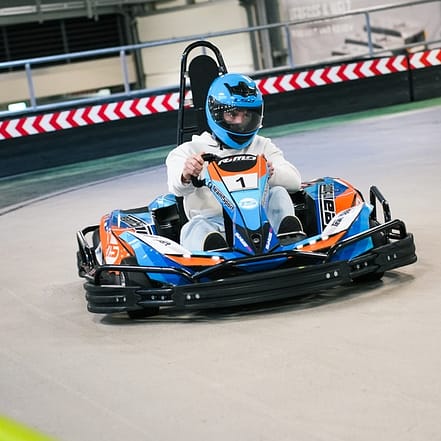 1 oder 2 E-Karting á 15 Min. inkl. Helm & Sturmhaube für 1 Person Osnabrück OXGE.com Special Offers, Deals & Discounts in Germany