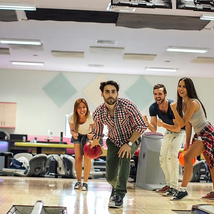 1 oder 2 Std. Bowlen für max. 8 Personen (Di.–Do.) Bielefeld OXGE.com Special Offers, Deals & Discounts in Germany