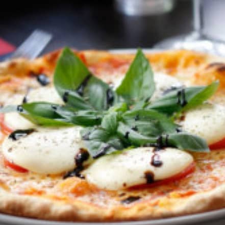 1 oder 2x Steinofen-Pizza nach Wahl: Frisch, mediterran & lecker Düsseldorf OXGE.com Special Offers, Deals & Discounts in Germany