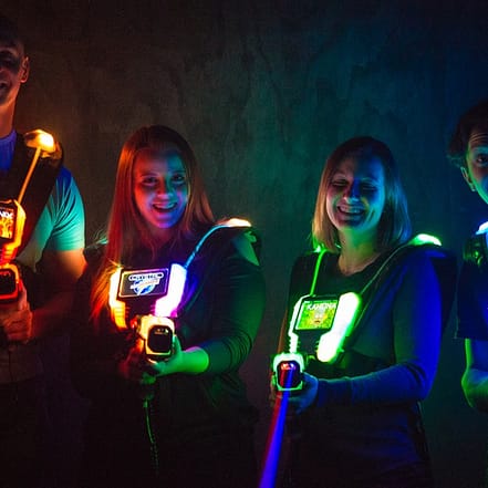 2 oder 4 Runden LaserTag inkl. Ausrüstung für 2 – 6 Personen (Mo-Fr.) Düsseldorf OXGE.com Special Offers, Deals & Discounts in Germany