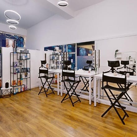 30-75 Min. Mikrodermabrasion, opt. + Fruchtsäurepeeling & Ausreinigung Hamburg OXGE.com Special Offers, Deals & Discounts in Germany