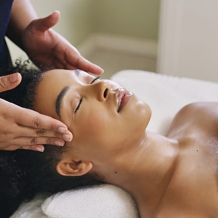 30 Min. Tiefen-Massage mit Unterdruck und/oder 20 Min. Lymphdrainage Köln OXGE.com Special Offers, Deals & Discounts in Germany