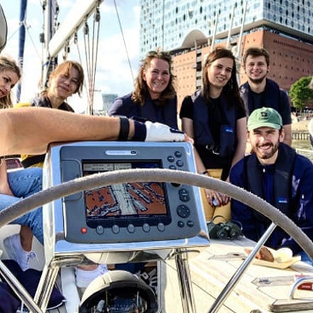 4-stündiger authentischer Segeltörn ab Hamburg für 1 oder 2 Personen Hamburg OXGE.com Special Offers, Deals & Discounts in Germany