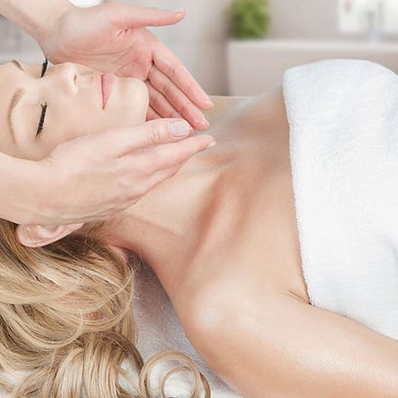 60 Min. Gesichtsmassage inkl. Kopf- oder Nackenmassage für 1 Person Berlin OXGE.com Special Offers, Deals & Discounts in Germany