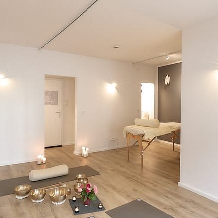 60 Min. Klangschalen-Massage oder 1-2x á 120 Min. Entspannungscoaching Düsseldorf OXGE.com Special Offers, Deals & Discounts in Germany