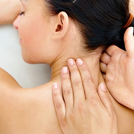 60 bis 90 Min. Ganzkörper- oder Hot-Stone-Massage Berlin OXGE.com Special Offers, Deals & Discounts in Germany