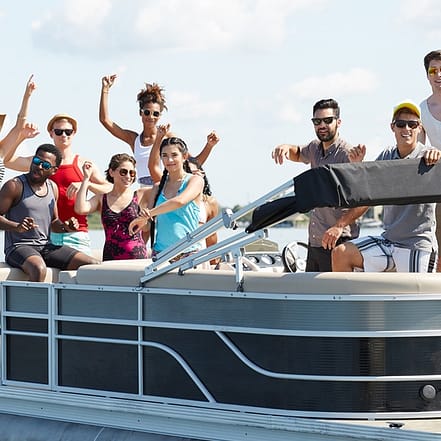 8 Std. Grill- und Partyboot für bis zu 12 Personen inkl. Tank Berlin OXGE.com Special Offers, Deals & Discounts in Germany