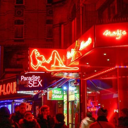 90 Min. Reeperbahn-Quickie-Tour Hamburg OXGE.com Special Offers, Deals & Discounts in Germany