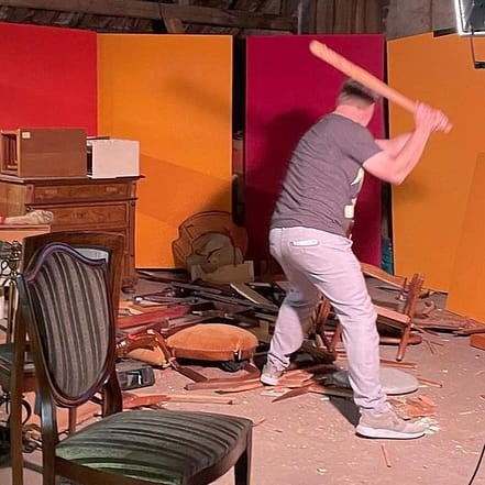 Adrenalinkick: 1 Std. Rage & Smash Spaß für bis zu 3 Personen Stuttgart OXGE.com Special Offers, Deals & Discounts in Germany