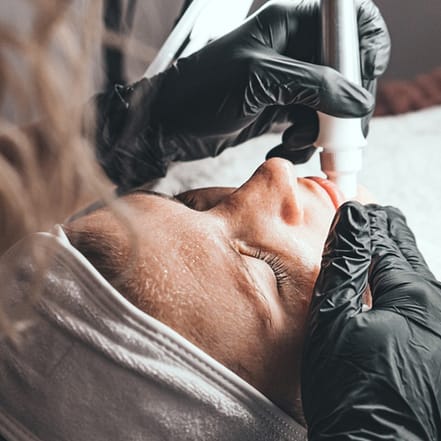 Aquafacial opt. mit Microdermabrasion für das Gesicht Karlsruhe OXGE.com Special Offers, Deals & Discounts in Germany