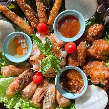 Asiatische Tapasplatte aus 3 oder 4 köstlichen Tapas nach Wahl Berlin OXGE.com Special Offers, Deals & Discounts in Germany