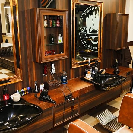 Bartrasur, Haarschnitt oder Barber-Paket bei The Mans World Frankfurt OXGE.com Special Offers, Deals & Discounts in Germany